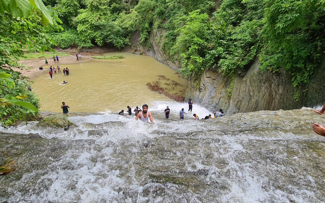 কমলদহ ট্রেইল – Komoldoho Trail best trail for awesome waterfalls 2023